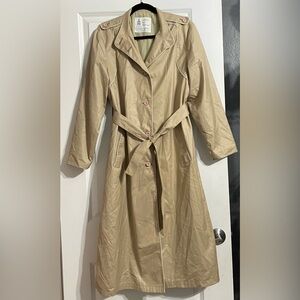 London Fog Vintage Trench Coat Size 12R